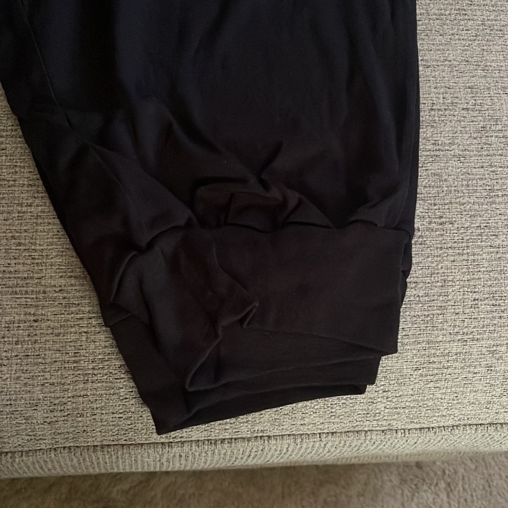 Capri pants - Picture 2 of 3